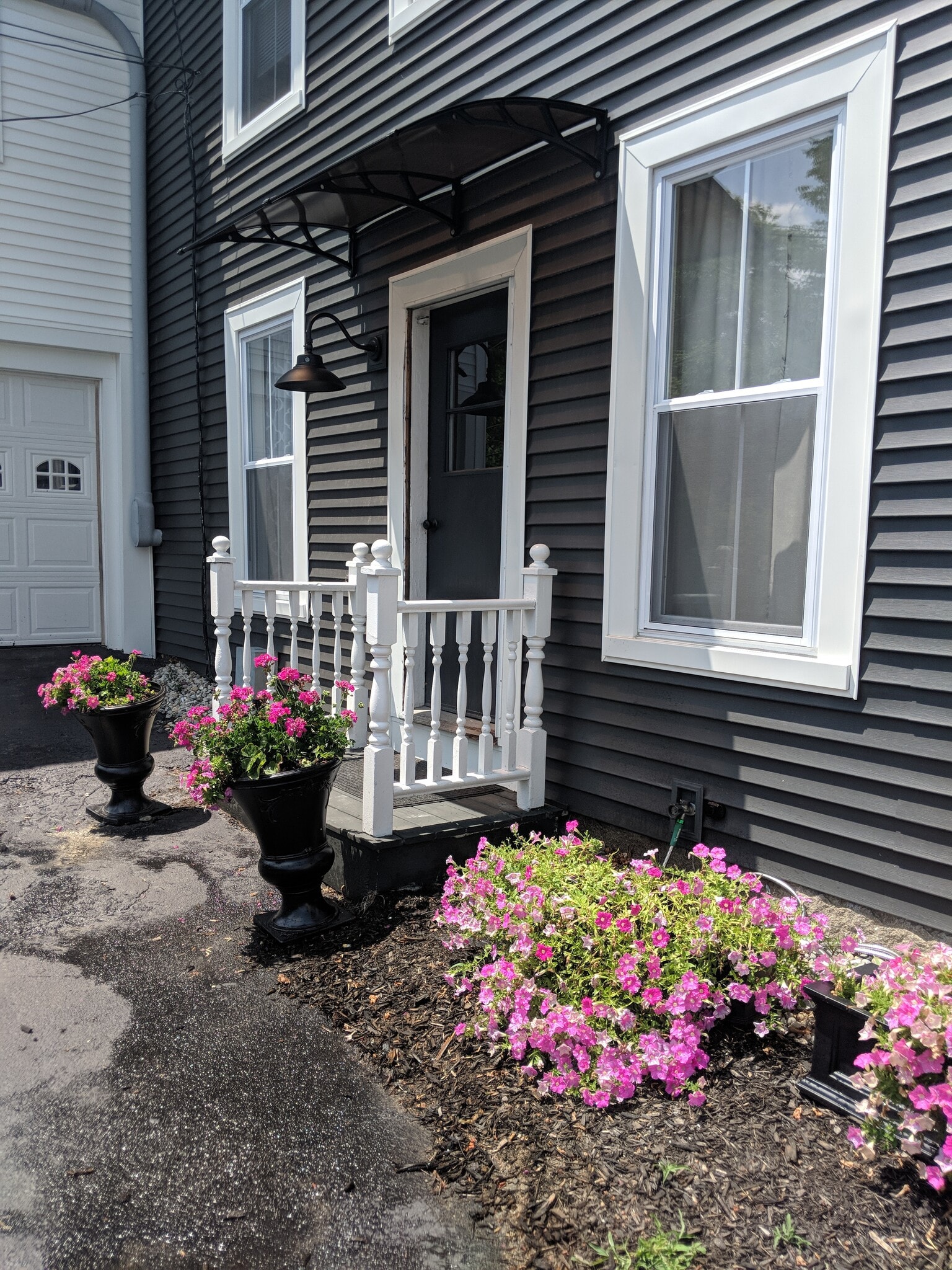 Building Photo - 8 Pleasant St