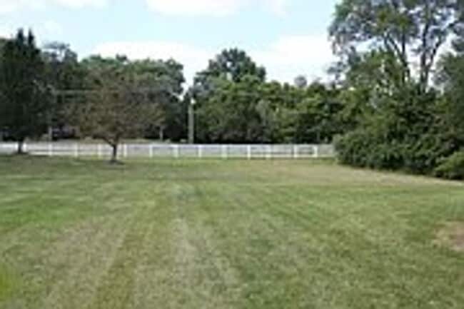 Building Photo - Beautiful 5 Bedroom Plainfield Home for Rent