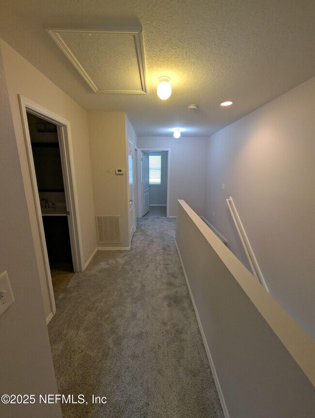 Building Photo - 277 Michelangelo Pl