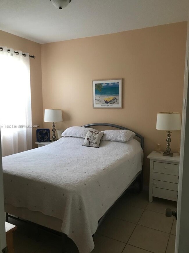 Building Photo - 2142 Siena Way