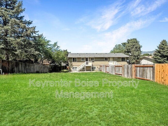 Building Photo - 4101 S Minuteman Way