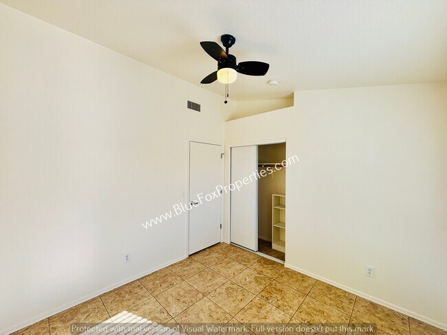 Building Photo - 5670 S Lemon Tree Dr