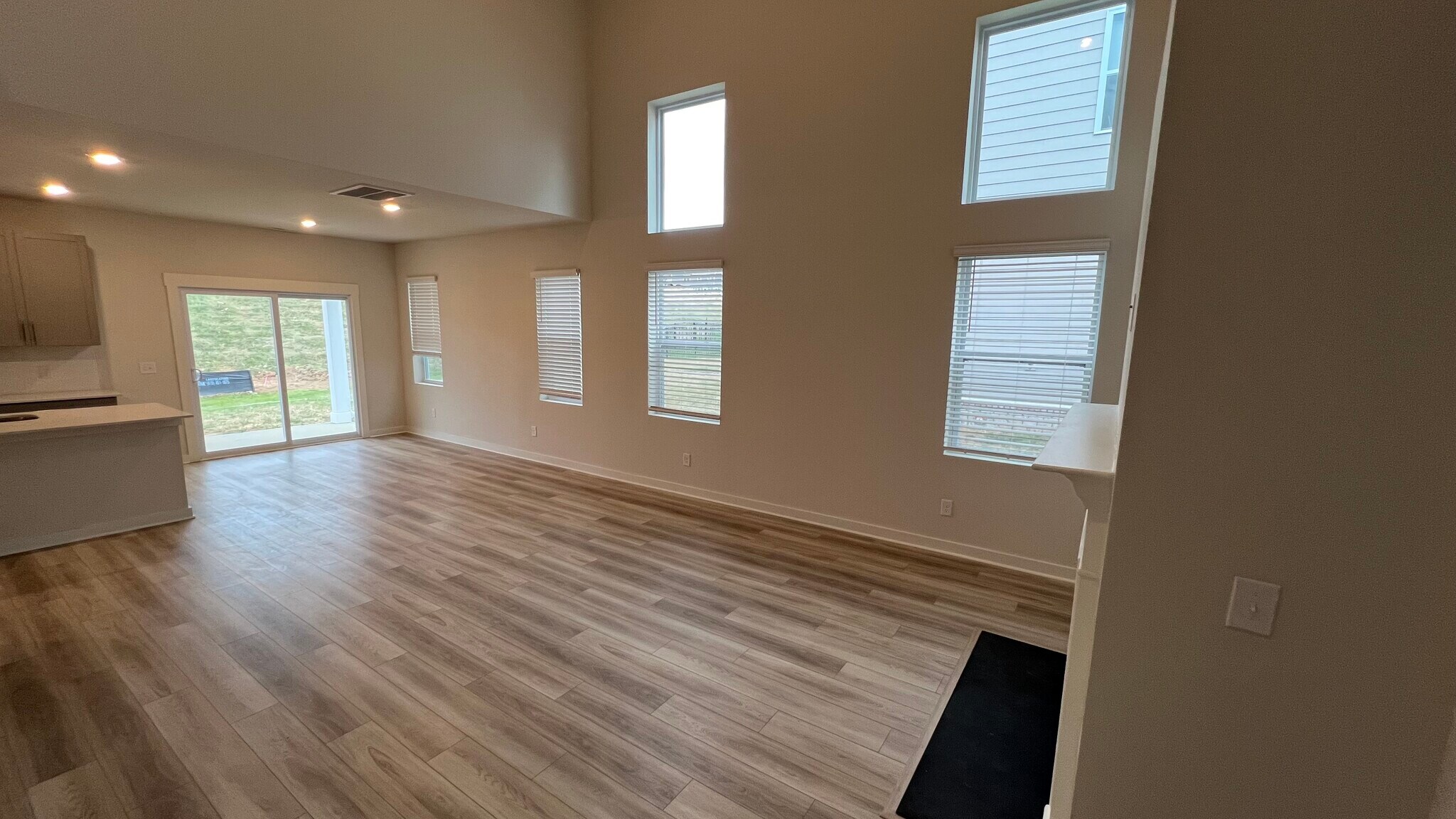 Building Photo - 2428 Williams Ridge Dr