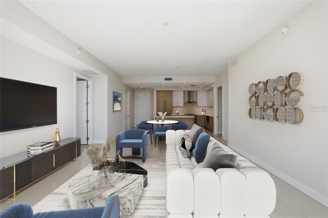 Building Photo - 275 1st Ave S