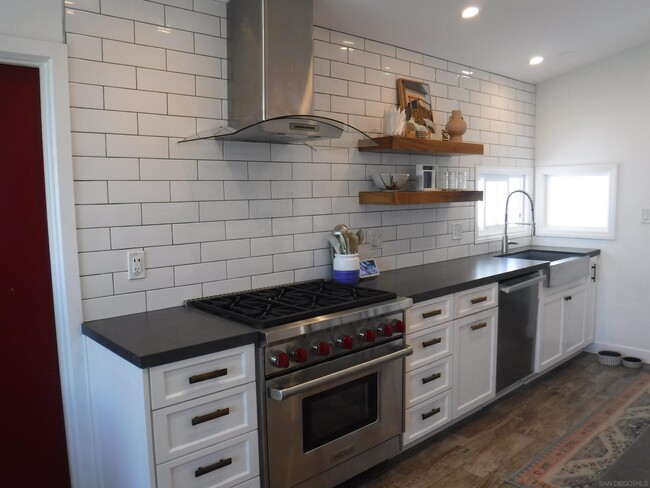 Building Photo - 4970 Mt Almagosa Dr