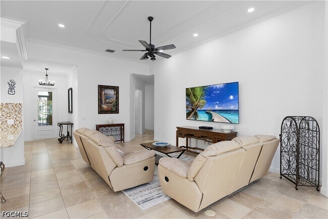 Building Photo - 7983 Valentina Ct