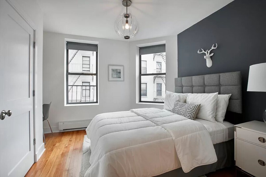 Building Photo - 305 W 150th St