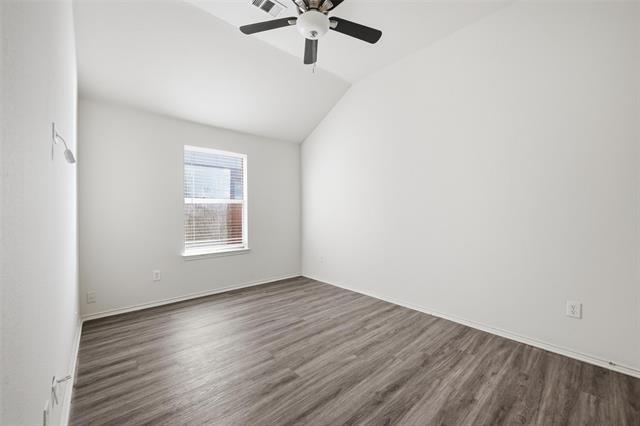 Building Photo - 518 Niagara Falls Dr