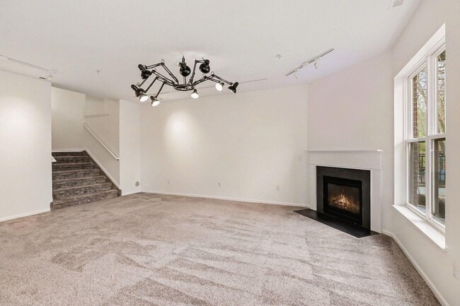 Building Photo - 3157 Asher Rd