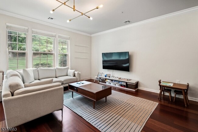 Building Photo - 503 Waterview Ct