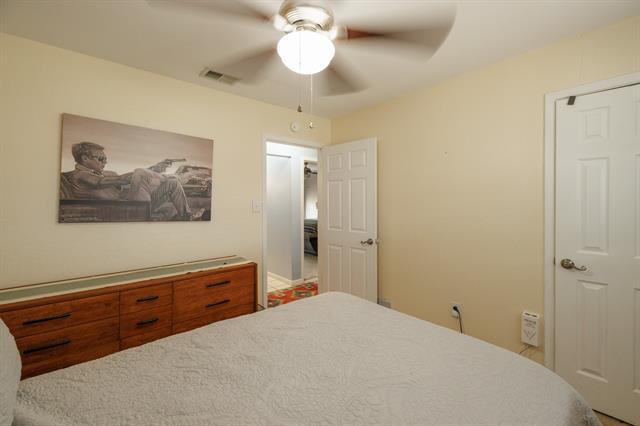 Building Photo - 857 Chanticleers Ln