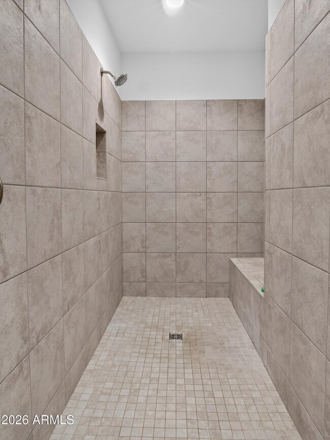 Building Photo - 11673 N 136th St