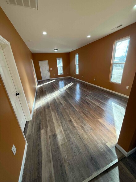 Building Photo - 8120 3rd Ave