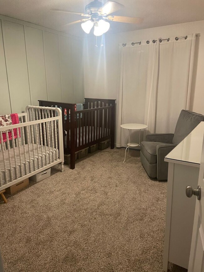 Building Photo - Beautifully Updated Pepperwood Three Bedroom!