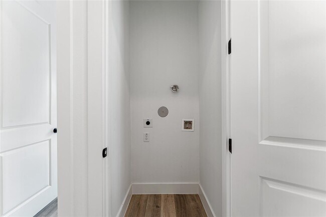 Building Photo - 8506 Wileyvale Rd