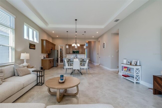 Building Photo - 887 Lk Hl Wy