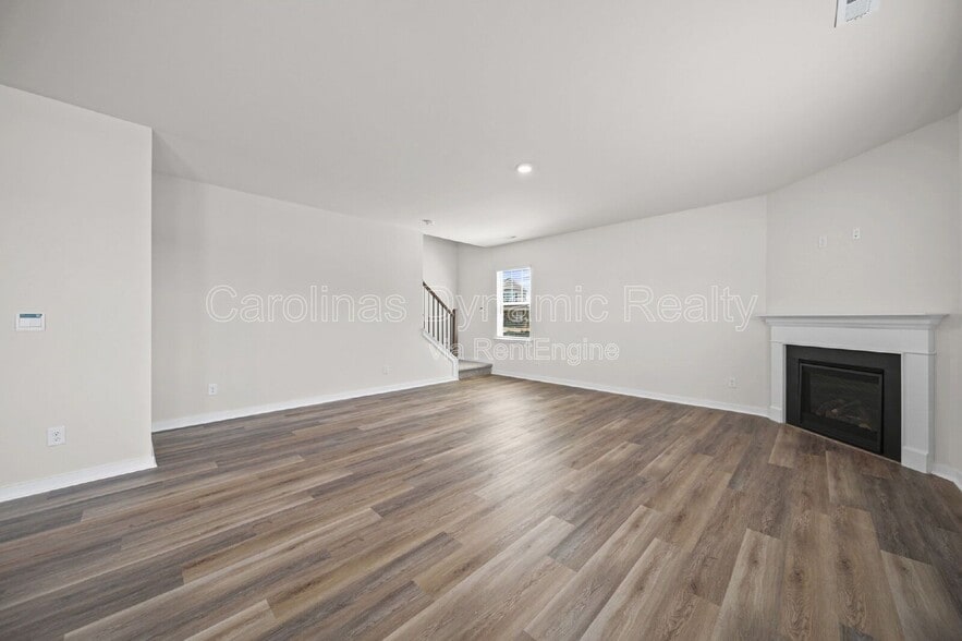 Building Photo - 500 Blackpool Ct