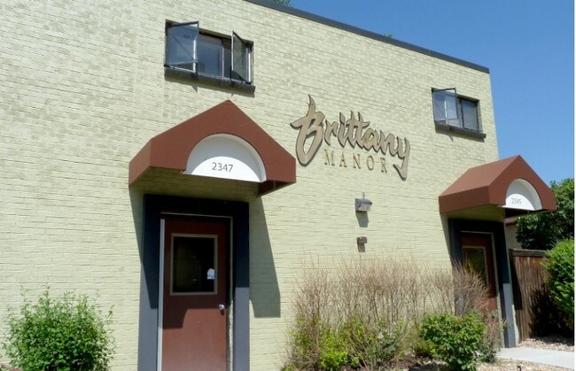 Primary Photo - BRITTANY MANOR