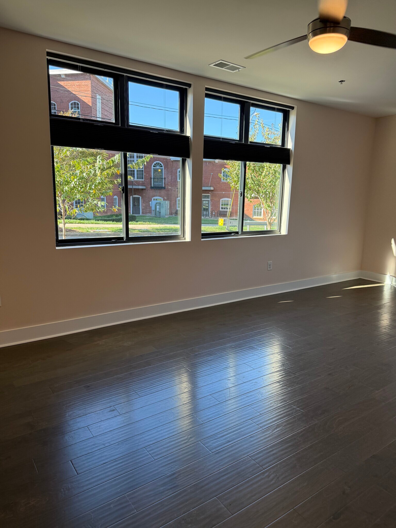 Building Photo - 501 E 37th St