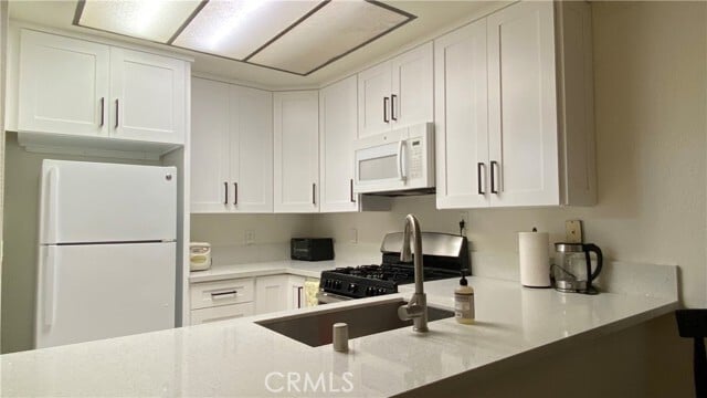 Building Photo - 76 Greenmoor