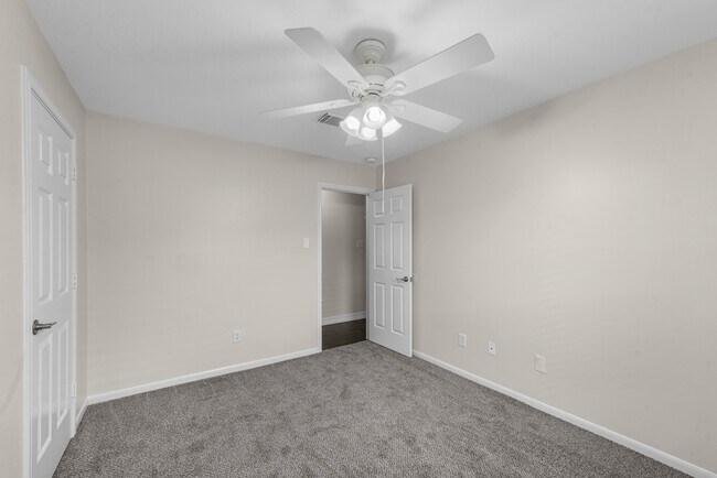 Building Photo - 19423 Rebel Yell Dr