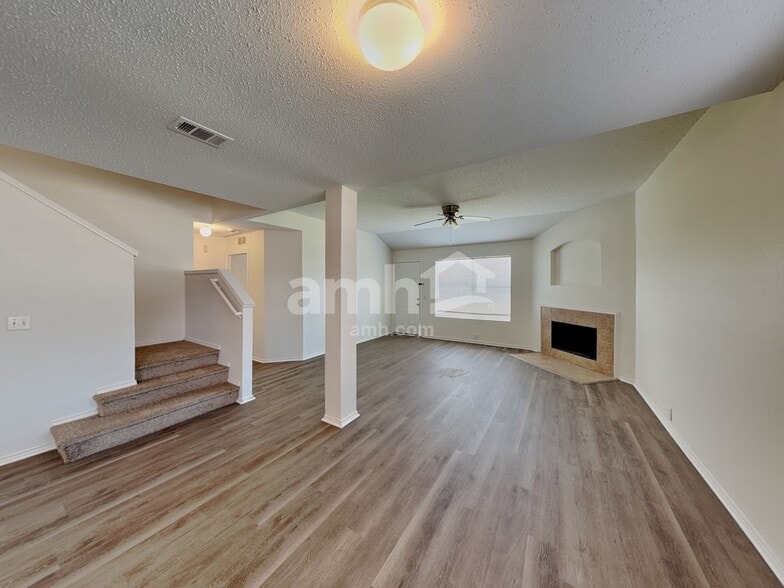 Building Photo - 4508 Merlot Dr