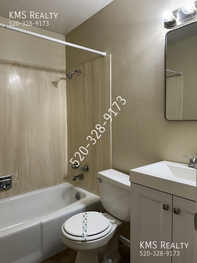 Building Photo - 7634 E Jalapa Pl