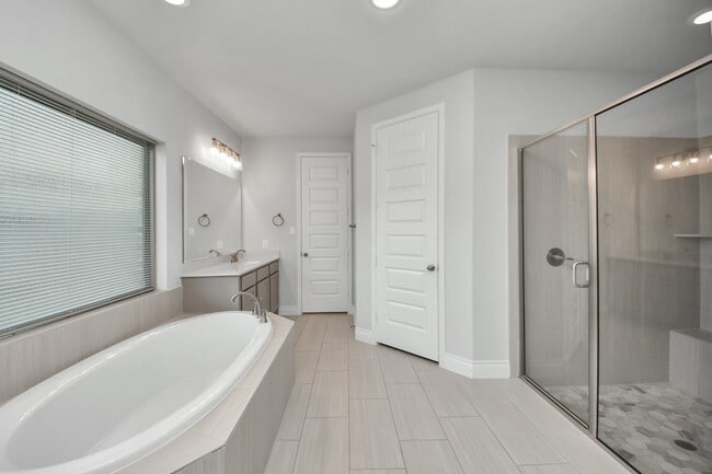 Building Photo - 28907 Ridge Valley Ct