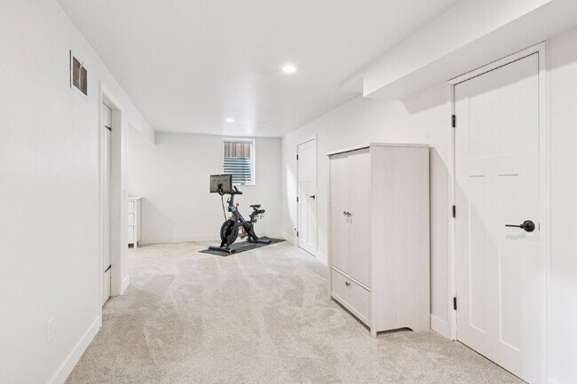 Building Photo - Edina Beauty with Custom Kitchen, Updates ...