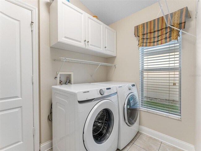 Building Photo - 4205 Knollpoint Dr