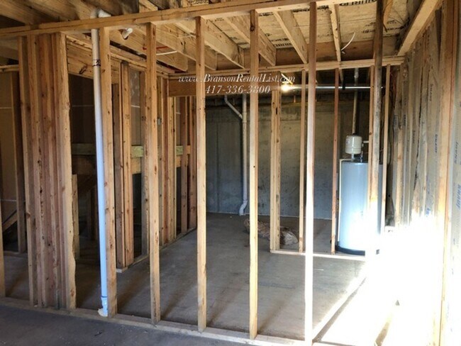 Building Photo - NOW LEASING 3Br with an Unfinished Basement