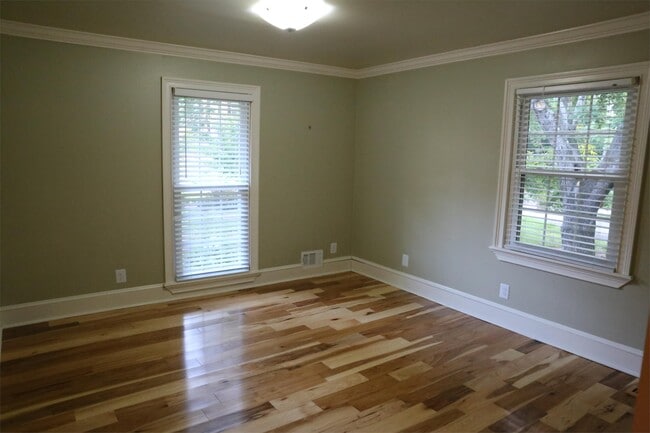 Building Photo - 3809 Allenhurst Dr