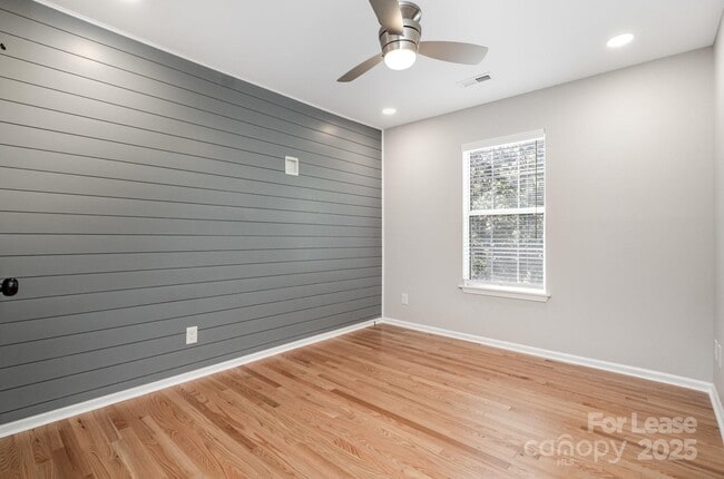 Building Photo - 111 Monterey Dr