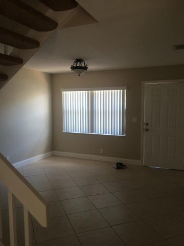 Building Photo - 5337 Jog Ln