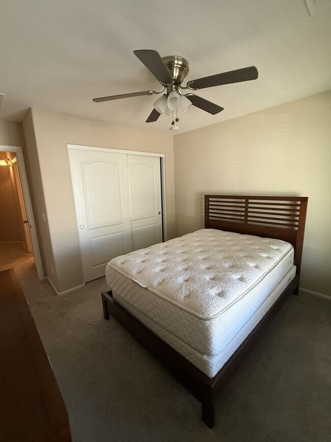 Building Photo - 40397 W Sanders Way