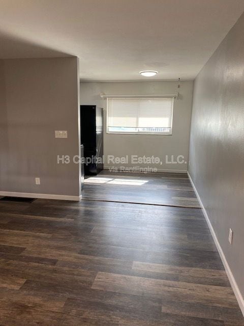 Building Photo - 217 Camelford Dr