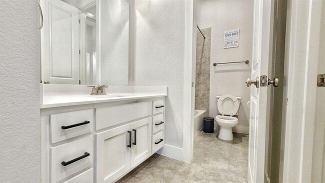 Building Photo - 349 Bright Sky Dr