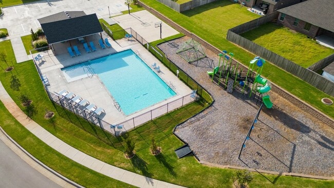 Building Photo - 9101 Poppey Pl