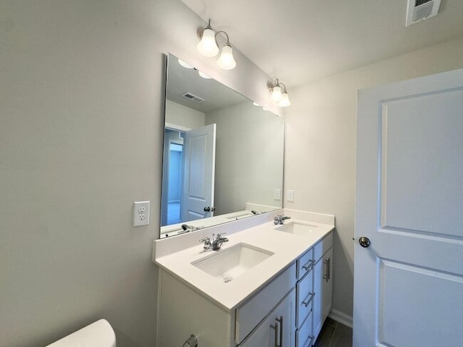 Building Photo - 1856 Alpine Summer Ln