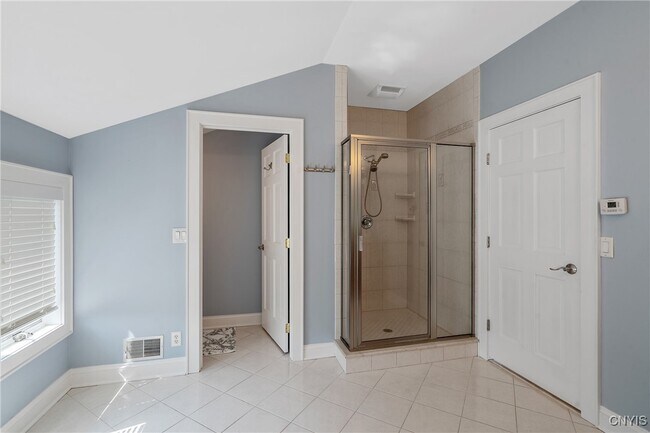 Building Photo - 1131 Marlyn Park Dr
