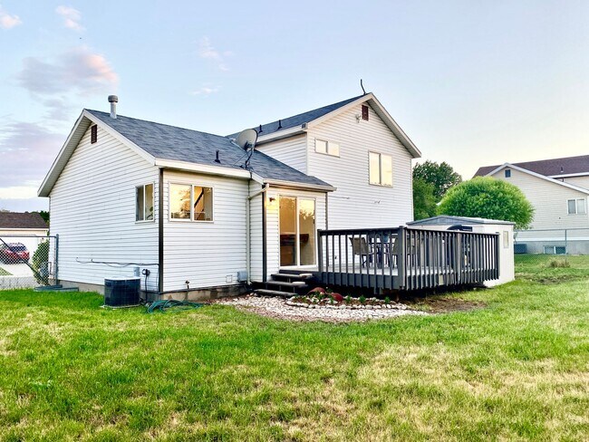 Building Photo - 6238 Contadora Dr