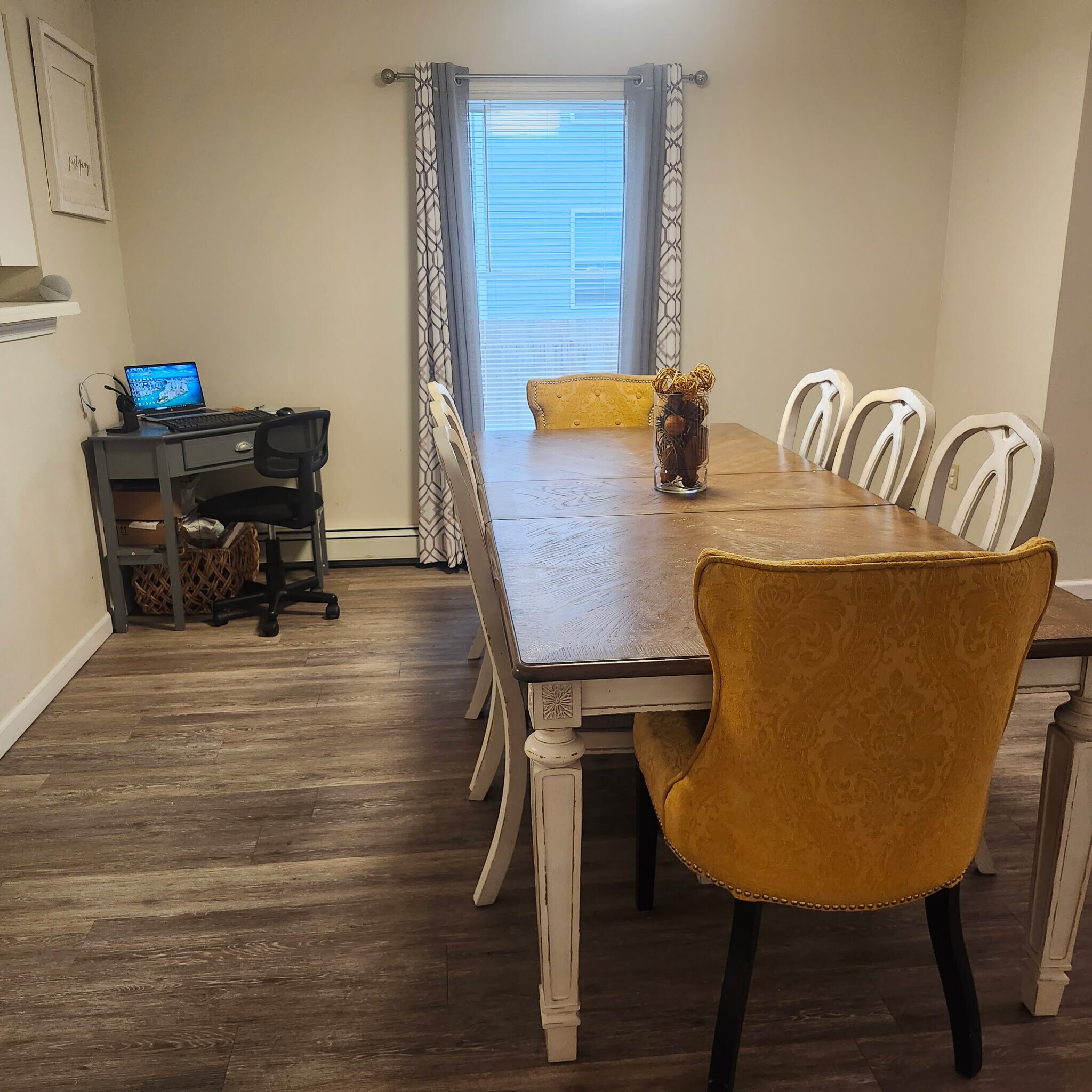 DINNING ROOM - 70 Naugatuck St