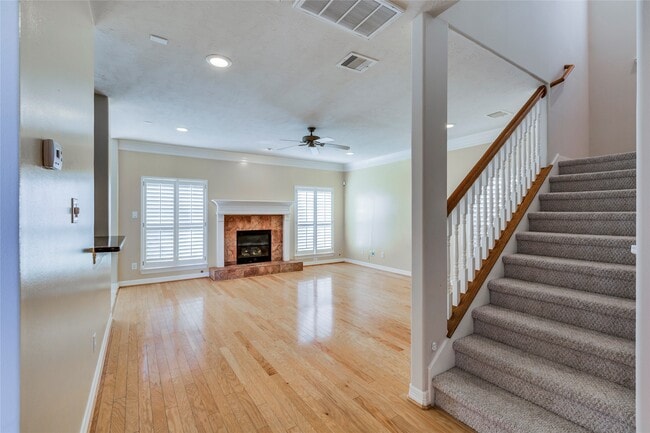 Building Photo - 2007 Botany Bay Ln