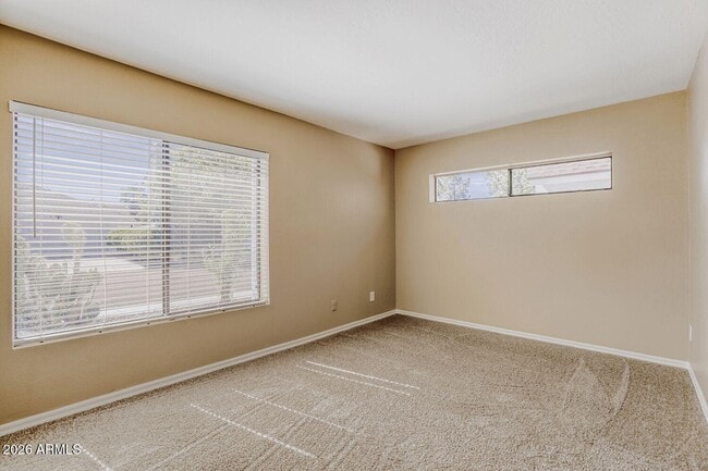 Building Photo - 3214 E Siesta Ln