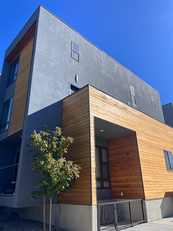 Building Photo - 24 W 1700 S