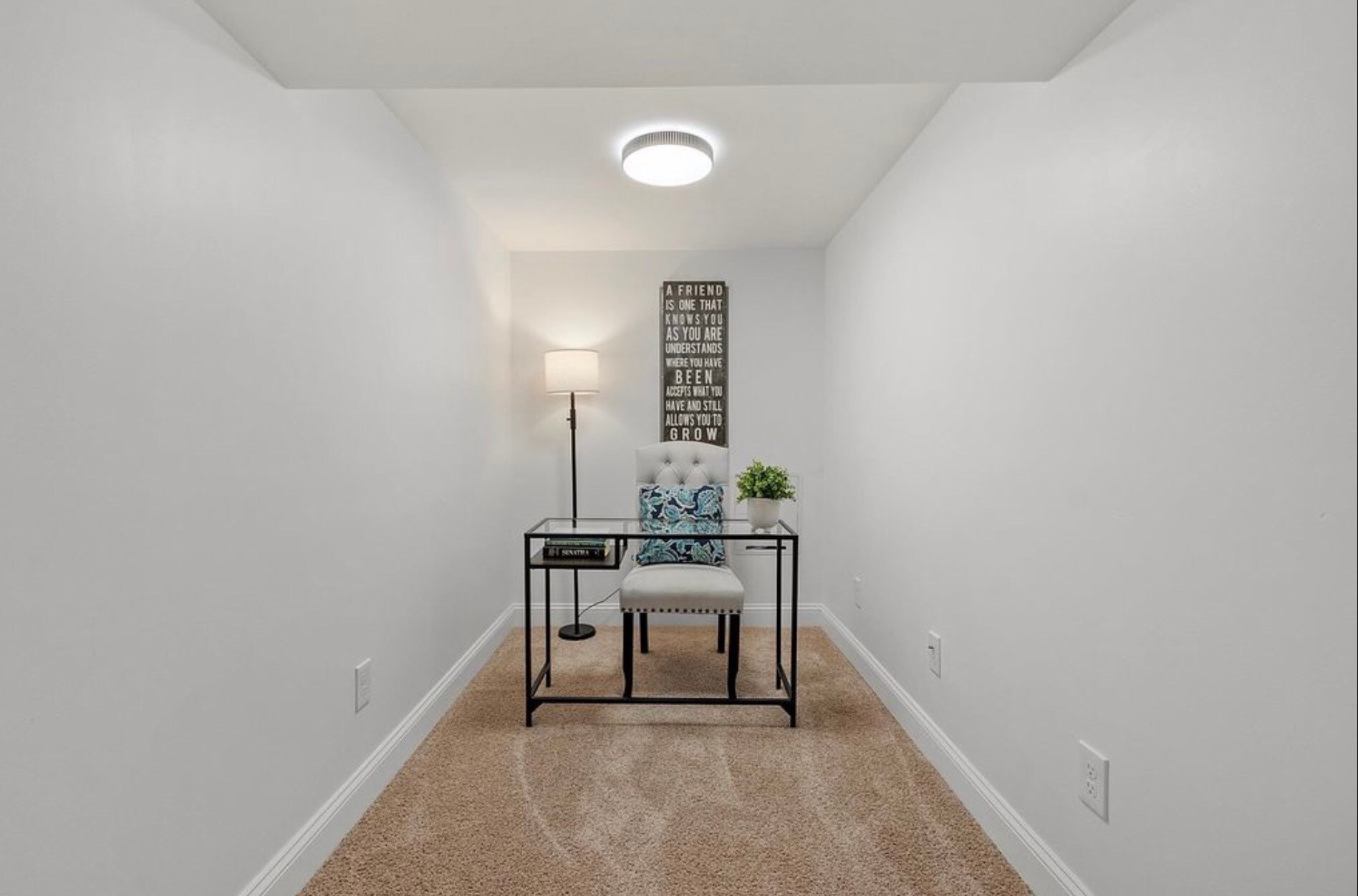 Building Photo - 13 Centerville Dr