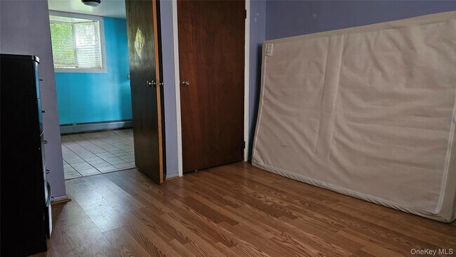 Building Photo - 225 Monhagen Ave