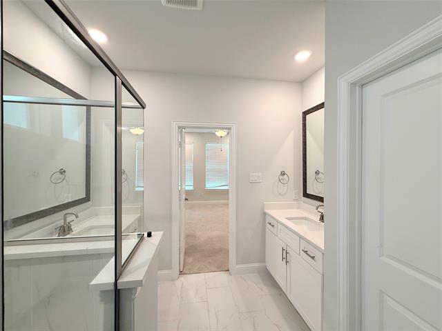 Building Photo - 11402 Chepstow Crescent Ct