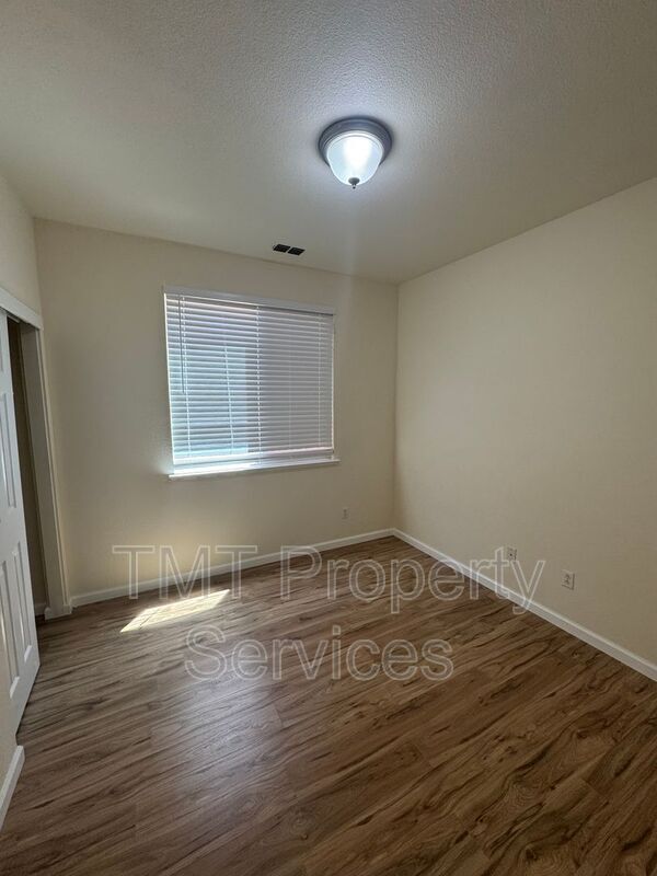 Building Photo - 9654 Little Harbor Way