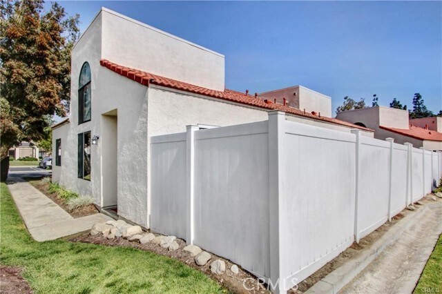 Building Photo - 8549 Salina St